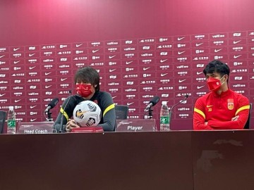 皇冠-李铁：很尊重和重视马尔代夫 球队状态调整得很好